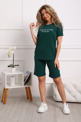 1015 Костюм зеленый